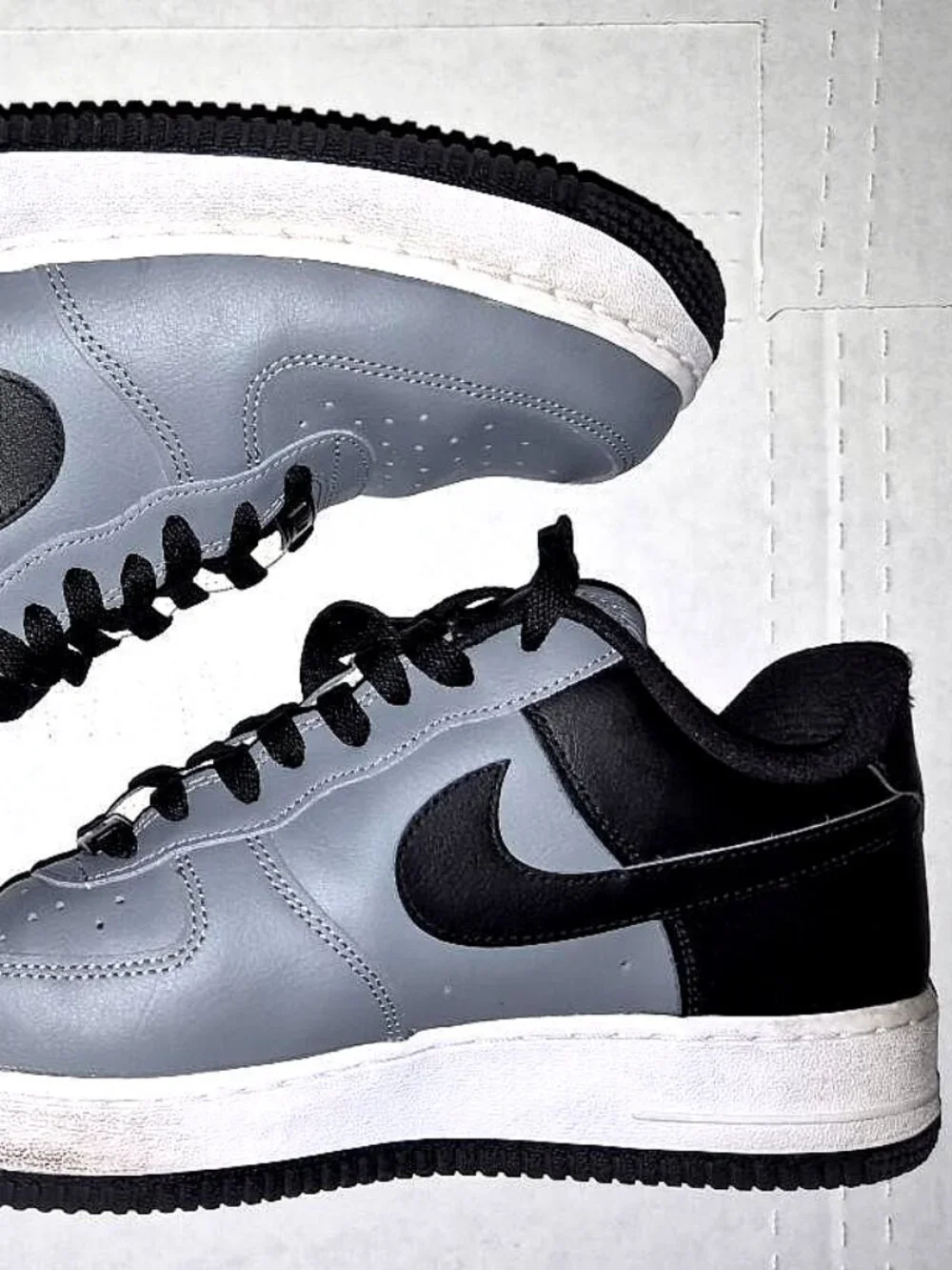 PRISTINE NIKE JORDAN AIR FORCE 1 BLACK & GREY CT7875-994 MENS SIZE 9.5M AF1 BOX
